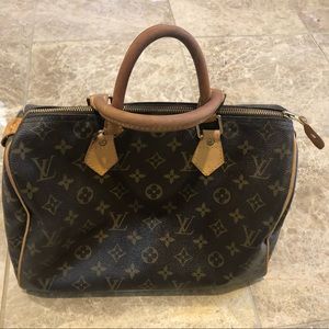Louis Vuitton speedy